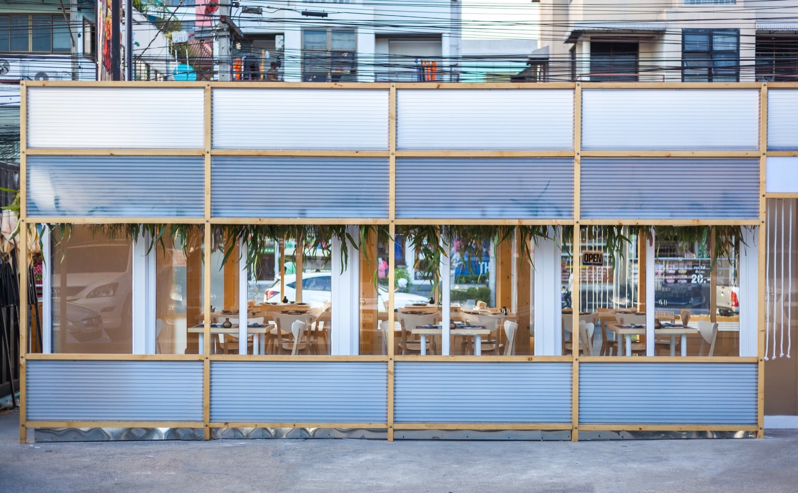 NiGiRi Sushi and Restaurant  Junsekino Architect And Design