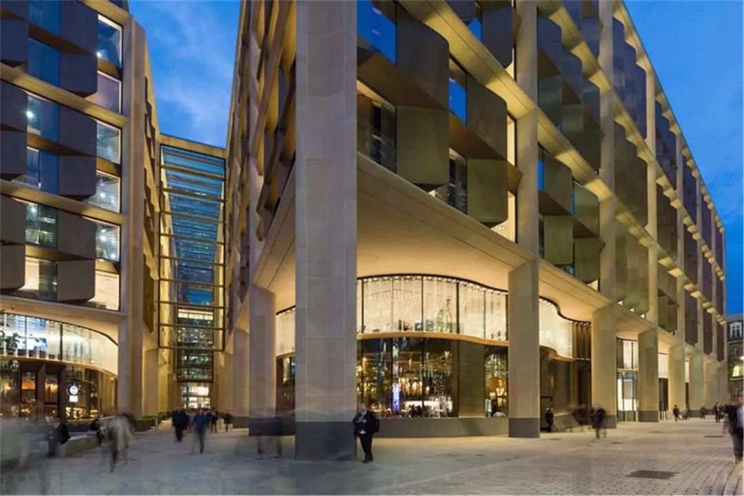 诺曼·福斯特设计：彭博伦敦总部大楼摘得2018年全英建筑最高奖
