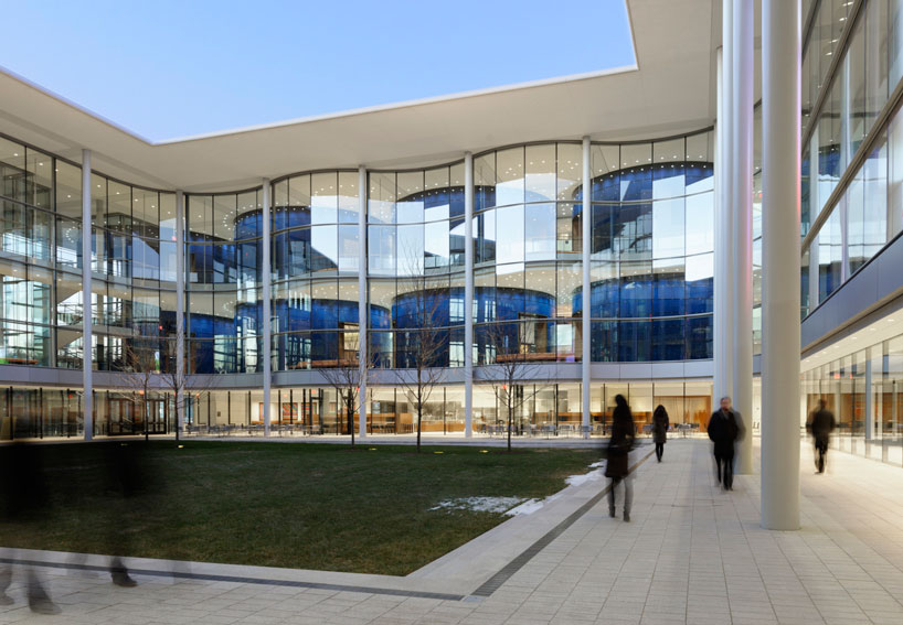 Ү³ѧѧԺ Edward p. Evans Hall by the foster + partne