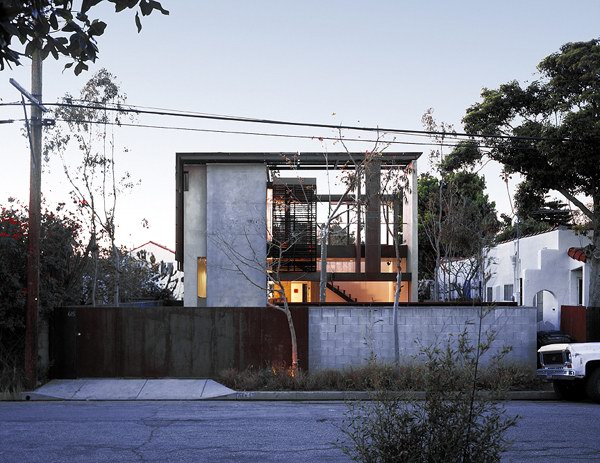 ̫ɡסլ Solar Umbrella House by  LAWRENCE SCARPA and ANGE