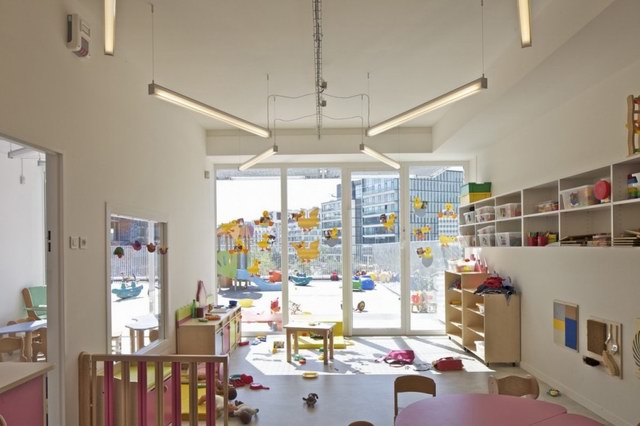 ¹ͯ Giraffe Childcare Centre by Hondelatte La