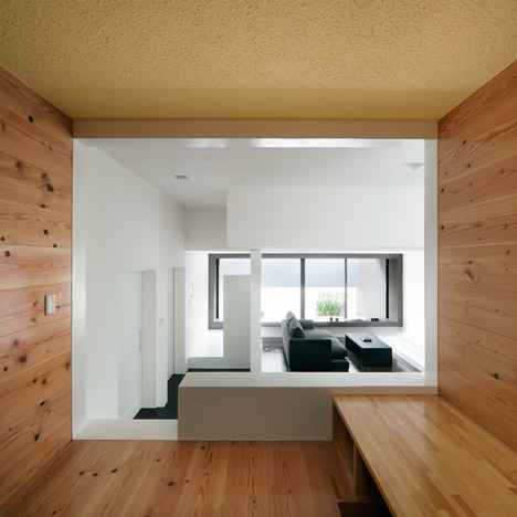 ɽǽgable house by Kouichi Kimura Architects