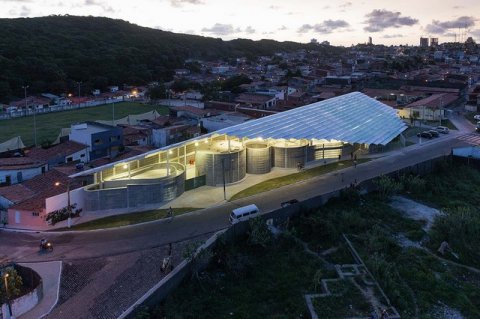 Arena do Morroʽ by Herzog & de Meuron 