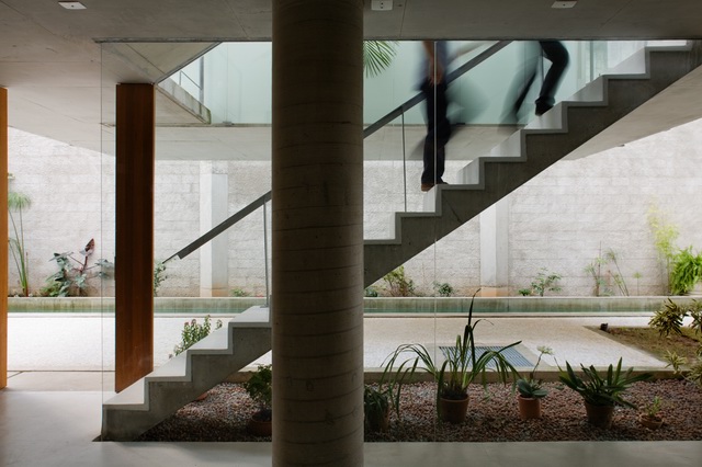 ʥCarapicubaסլ House in Carapicuba by SPBR