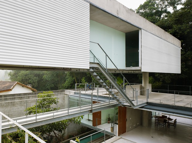 ʥCarapicubaסլ House in Carapicuba by SPBR