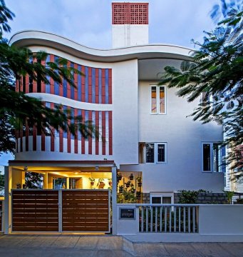 жӡPrasanna Nairסլ Prasanna Nair house by Kham