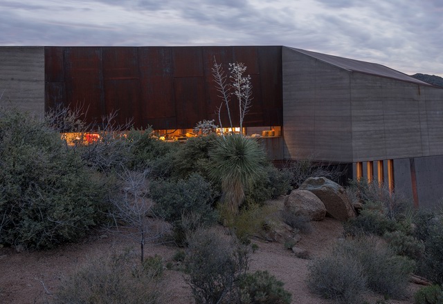 ɣɳĮԺסլ Desert Courtyard House by Wendell