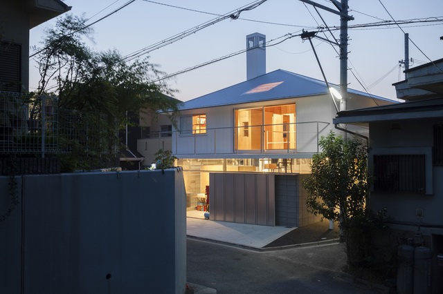 شסլ House in Kawanishi ty Tato Architects