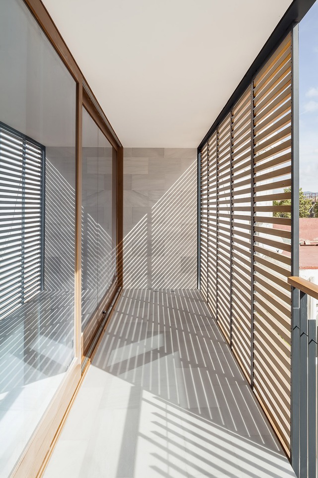  CP House by Alventosa Morell Arquitectes